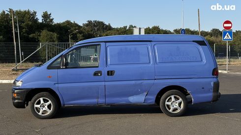 Mitsubishi Space Gear 2000 голубой - фото 6