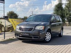 Купить Chrysler town&country 2016 бу в Луцке - купить на Автобазаре