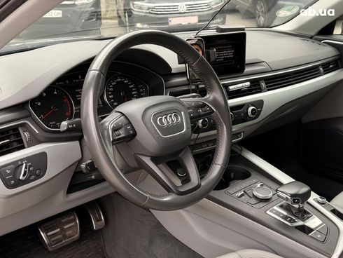 Audi A4 2017 синий - фото 15