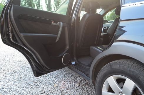 Chevrolet Captiva 2011 черный - фото 10