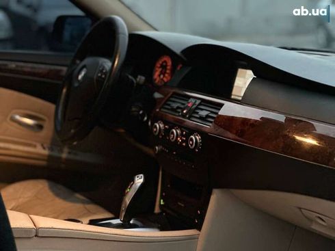 BMW 5 серия 2008 - фото 15