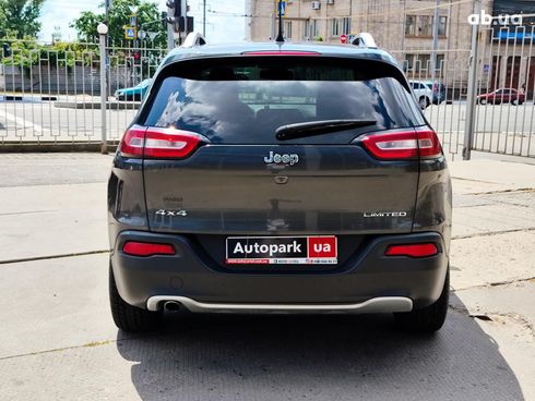 Jeep Cherokee 2016 серый - фото 9