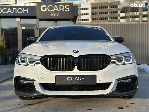 BMW 5 серия 2017 - фото 2