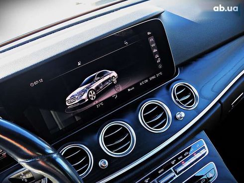 Mercedes-Benz E-Класс 2019 - фото 13