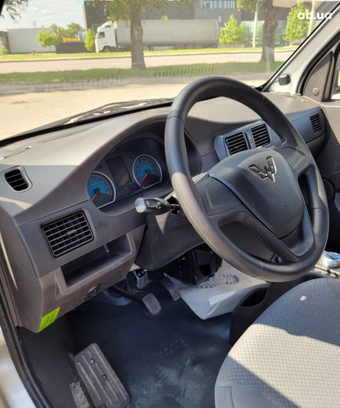Wuling Electric Mini Cargo Van 2024 - фото 14