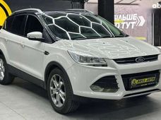 Продаж вживаних Ford Escape 2015 року в Чернівцях - купити на Автобазарі