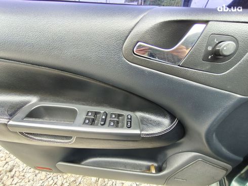 Skoda Octavia 2008 зеленый - фото 11
