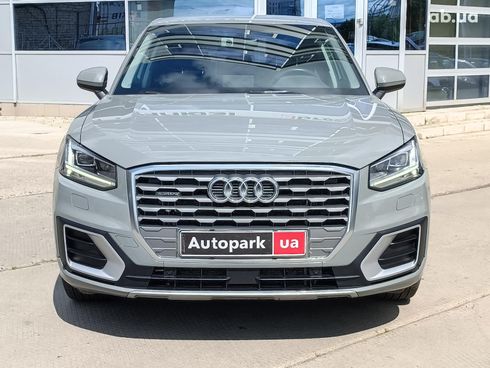 Audi Q2 2018 серый - фото 3