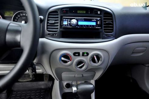 Hyundai Accent 2008 - фото 27