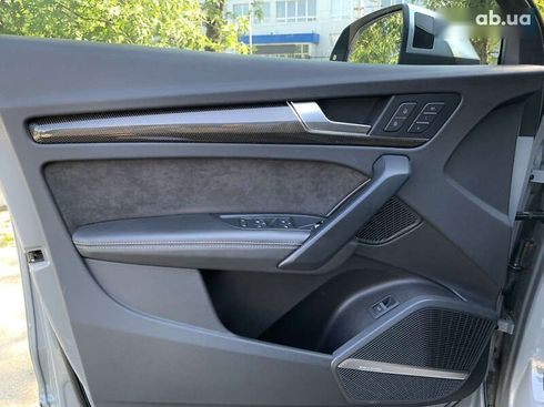 Audi SQ5 2018 - фото 27