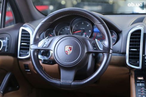 Porsche Cayenne 2011 - фото 17