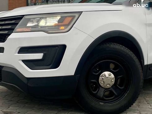 Ford Explorer 2017 - фото 3