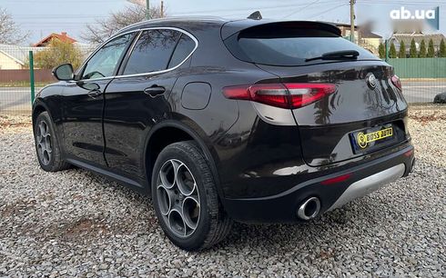 Alfa Romeo Stelvio 2017 - фото 5