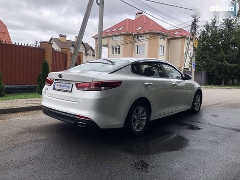 Kia K5 2017 - фото 5