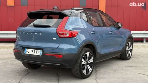 Volvo XC40 2022 - фото 12