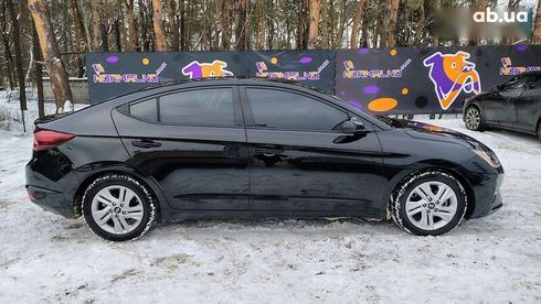 Hyundai Elantra 2020 - фото 8