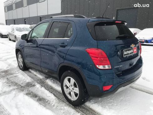 Chevrolet Trax 2019 синий - фото 5