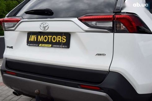 Toyota RAV4 2020 - фото 9