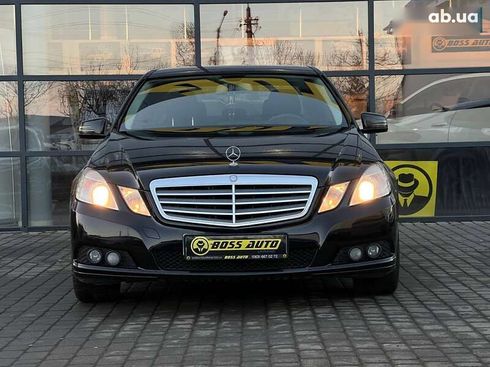 Mercedes-Benz E-Класс 2010 - фото 2