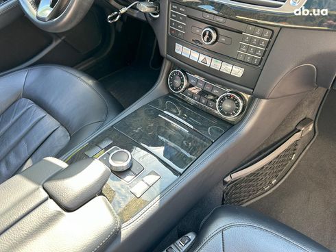 Mercedes-Benz CLS-Класс 2017 черный - фото 25