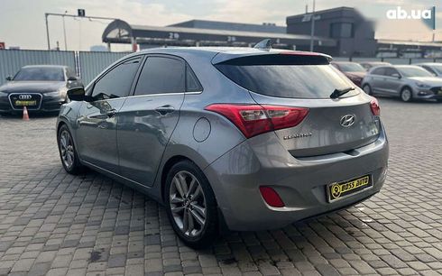 Hyundai Elantra 2015 - фото 5