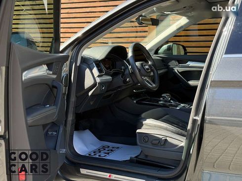 Audi Q5 2020 - фото 17