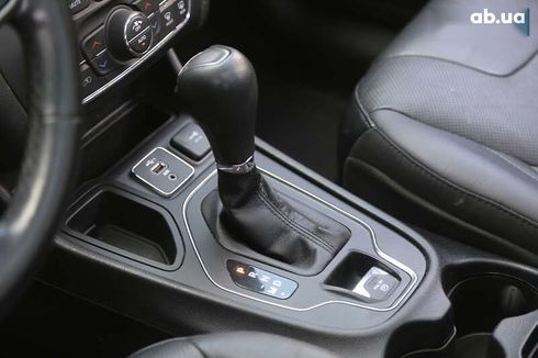 Jeep Cherokee 2021 - фото 22