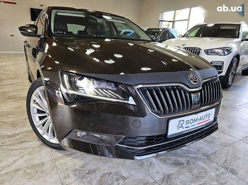 Skoda Superb 2016 - фото 27