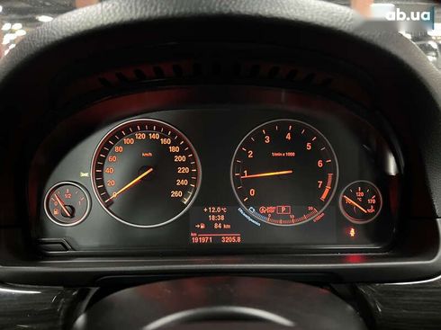 BMW 5 серия 2012 - фото 24