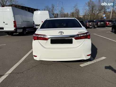 Toyota Corolla 2017 - фото 4