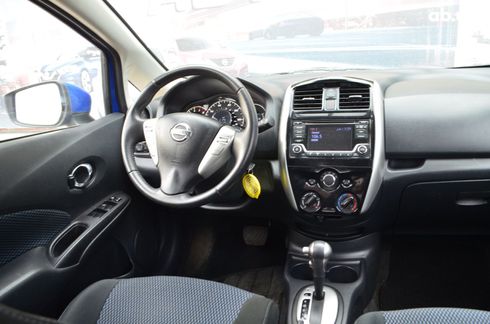 Nissan Versa 2016 синий - фото 17