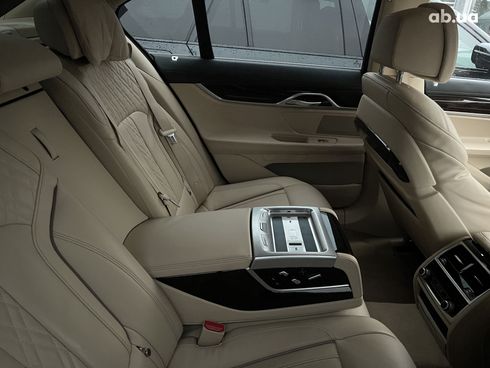 BMW 7 серия 2022 - фото 10