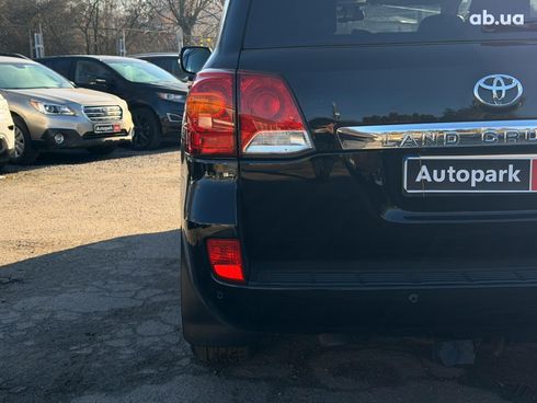 Toyota land cruiser 200 2015 черный - фото 17