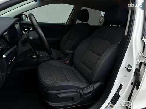 Kia Niro 2020 - фото 11