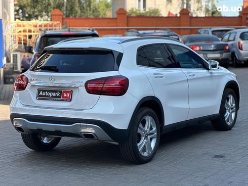 Mercedes-Benz GLA-Класс 2019 белый - фото 4