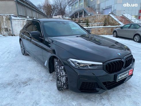 BMW 5 серия 2017 черный - фото 7