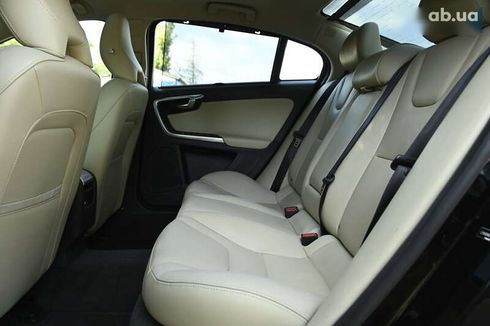 Volvo S60 2017 - фото 30