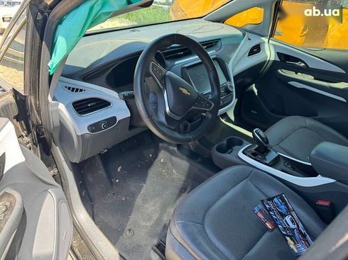 Chevrolet Bolt 2017 - фото 12
