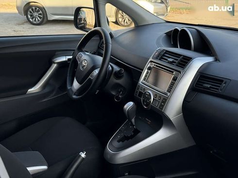 Toyota Verso 2012 - фото 2