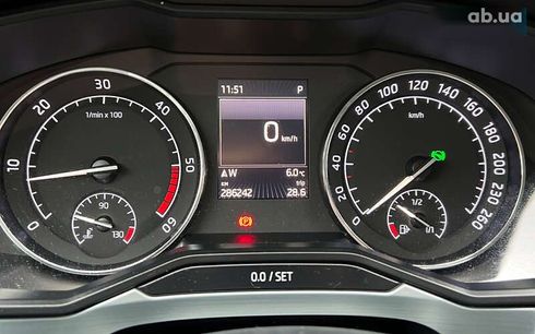 Skoda Superb 2017 - фото 15