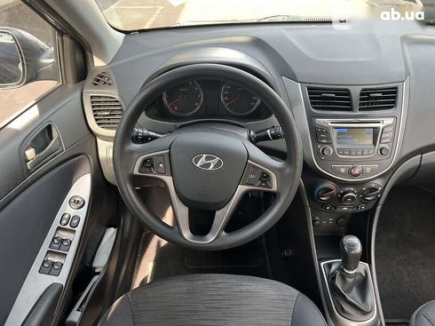 Hyundai Accent 2016 - фото 15