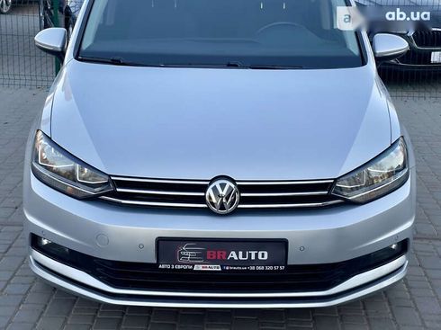 Volkswagen Touran 2018 - фото 14