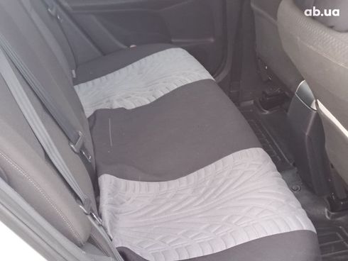Toyota Auris 2007 серый - фото 11