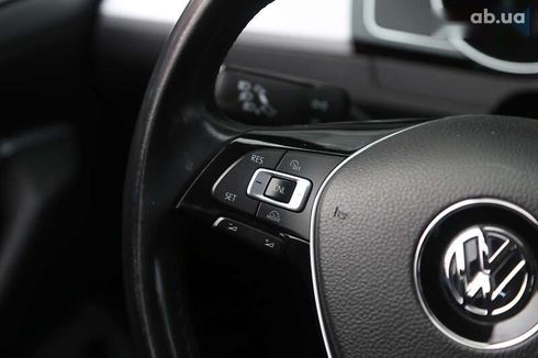 Volkswagen Passat 2016 - фото 24