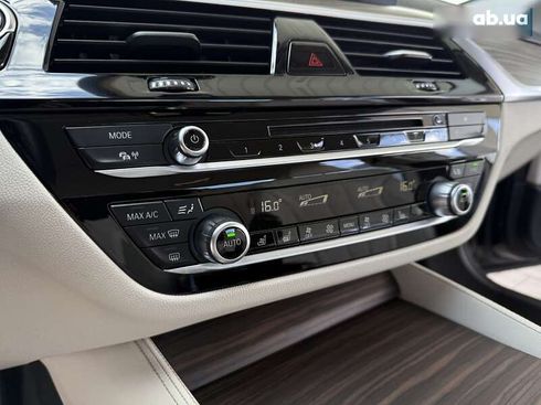 BMW 5 серия 2017 - фото 28