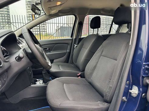 Renault Logan 2019 - фото 15
