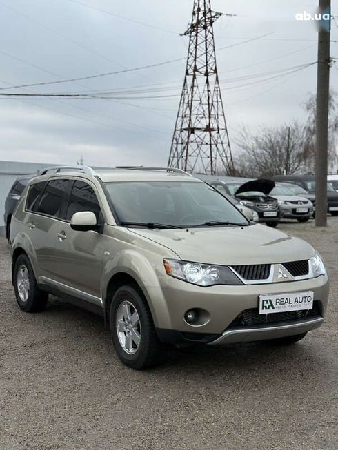 Mitsubishi Outlander XL 2008 - фото 6