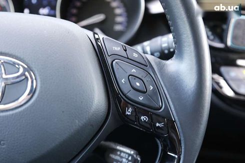 Toyota C-HR 2022 - фото 26
