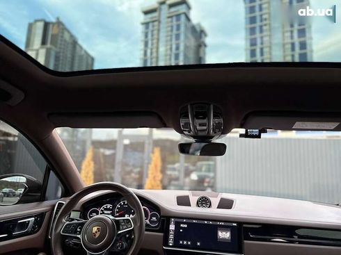 Porsche Cayenne Coupe 2019 - фото 19