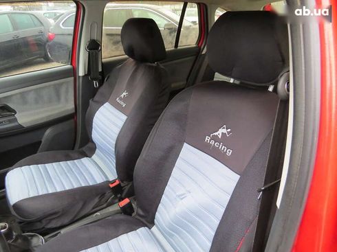 Skoda Fabia 2011 - фото 8
